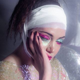 Jade R Make Up