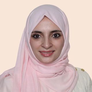Dr Amina Bradford