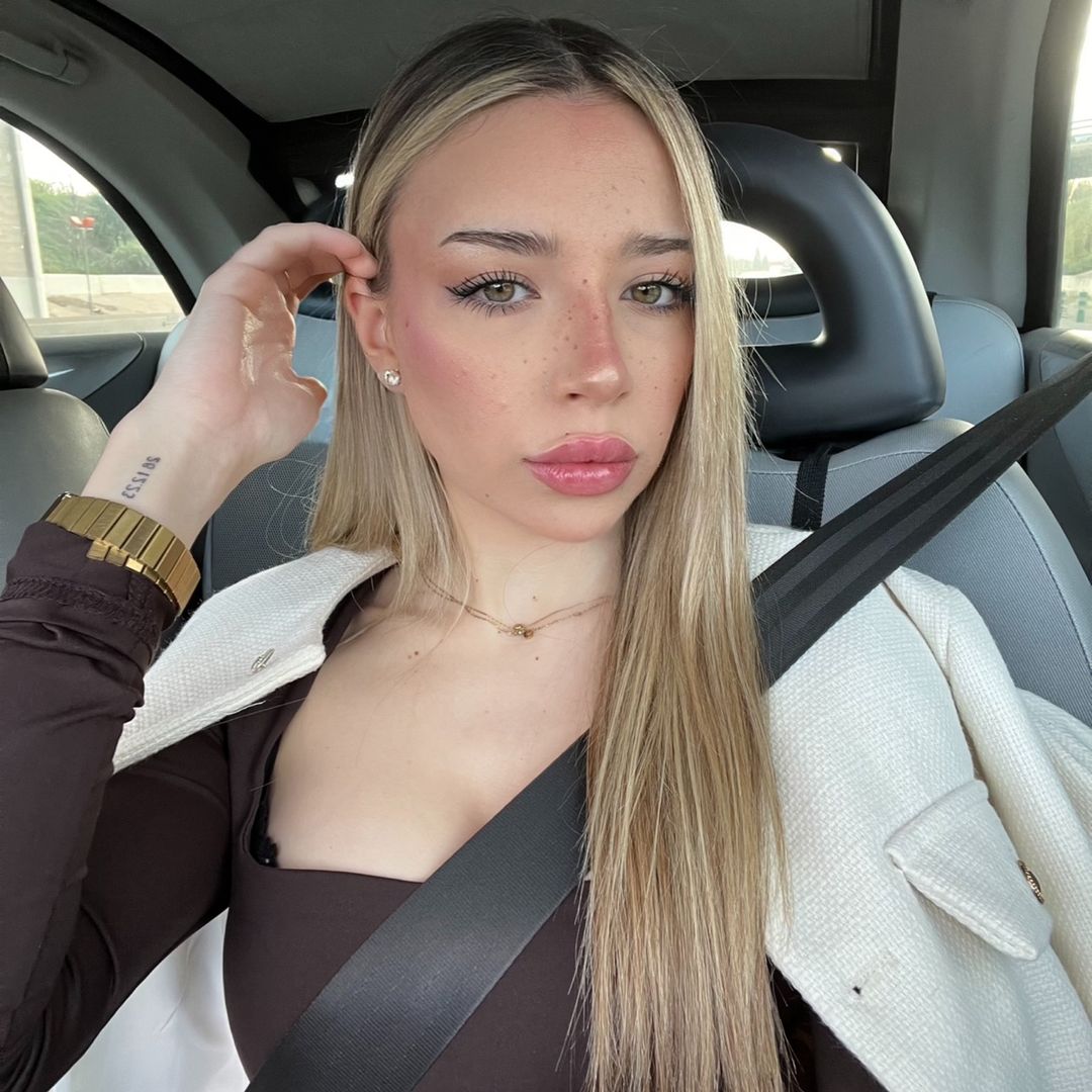 Laura Cayrols