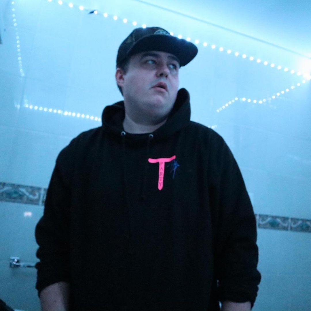Daz Black
